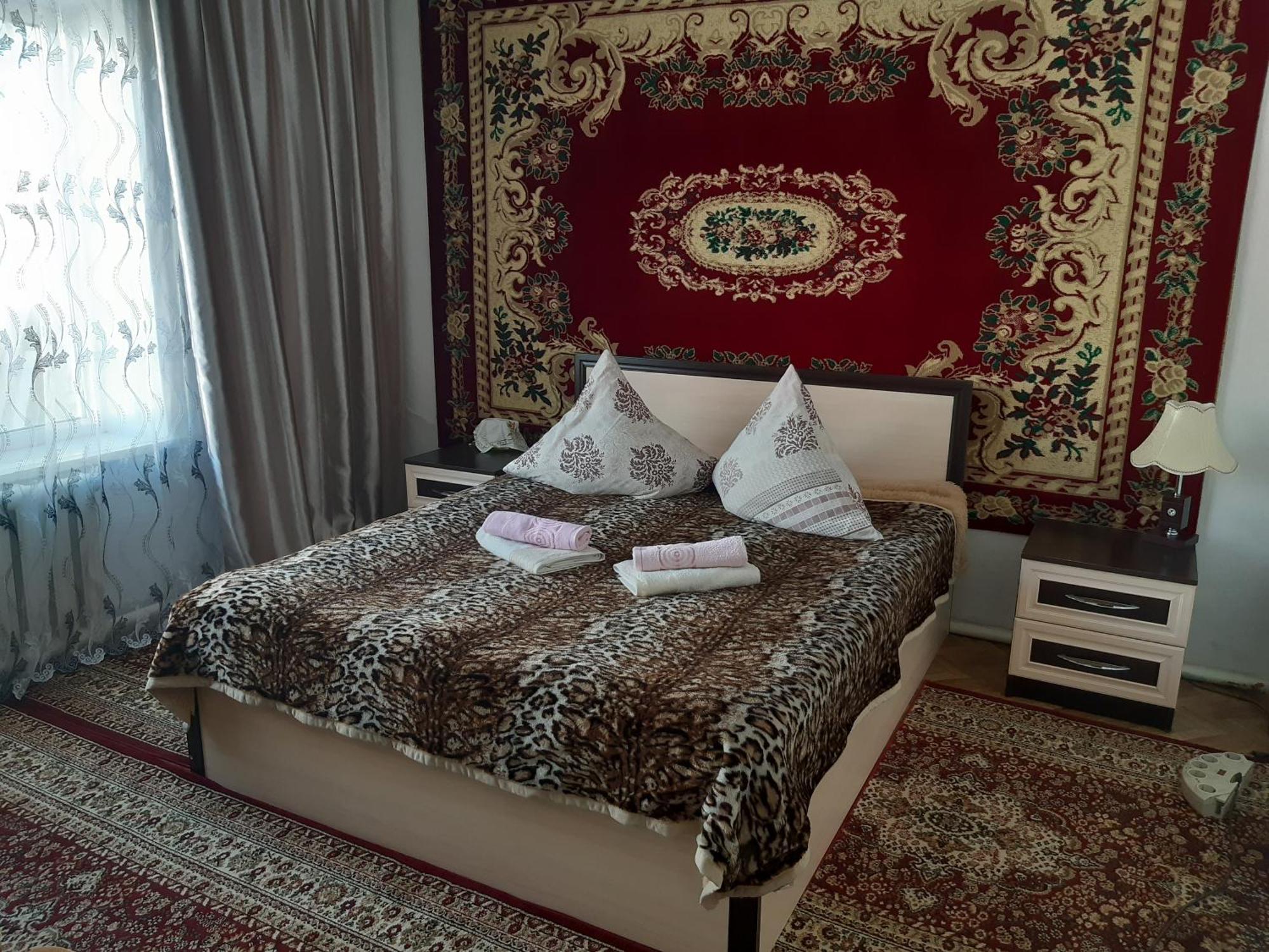 Guest House Lola Kochkor Екстериор снимка