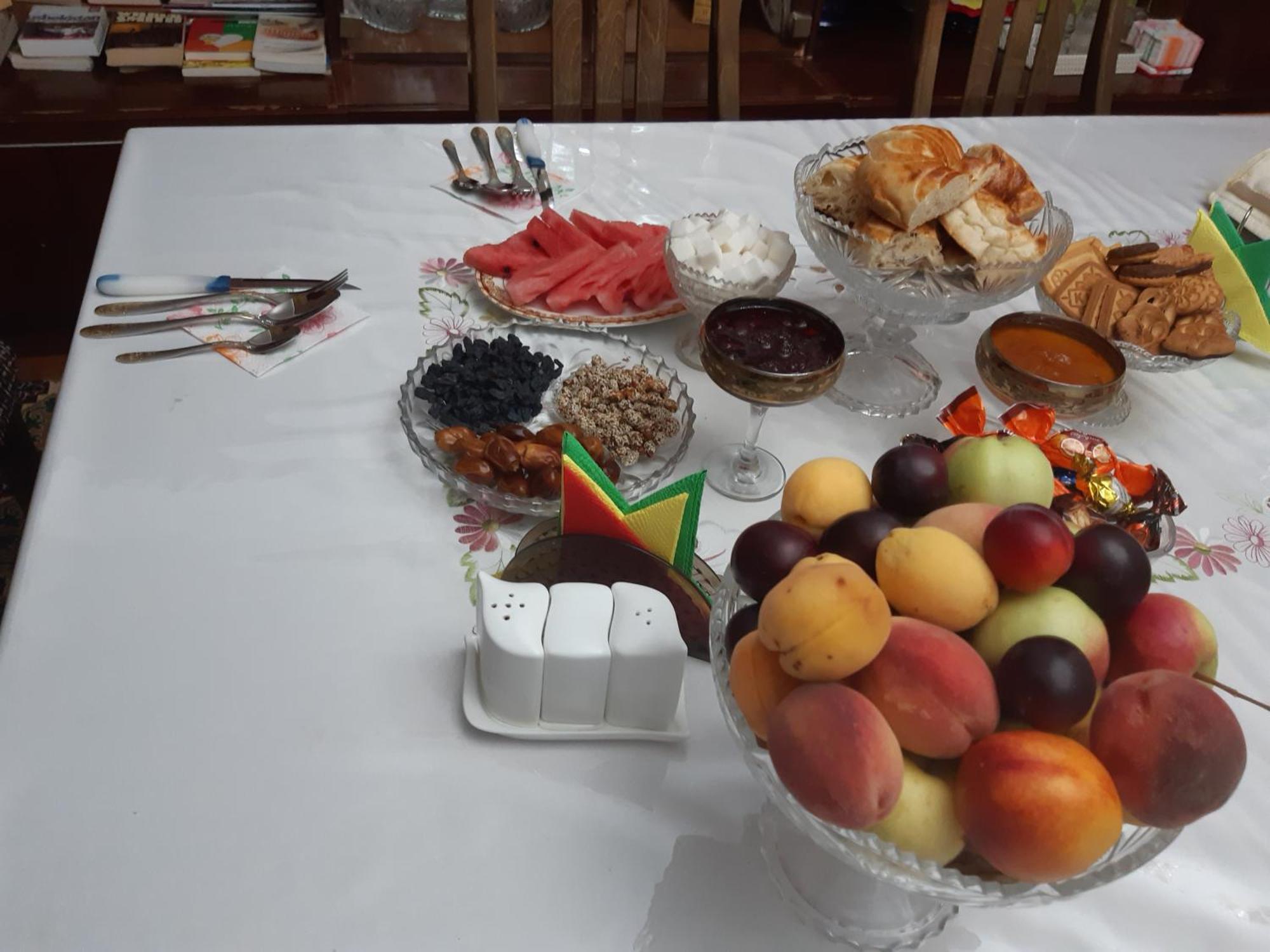 Guest House Lola Kochkor Екстериор снимка