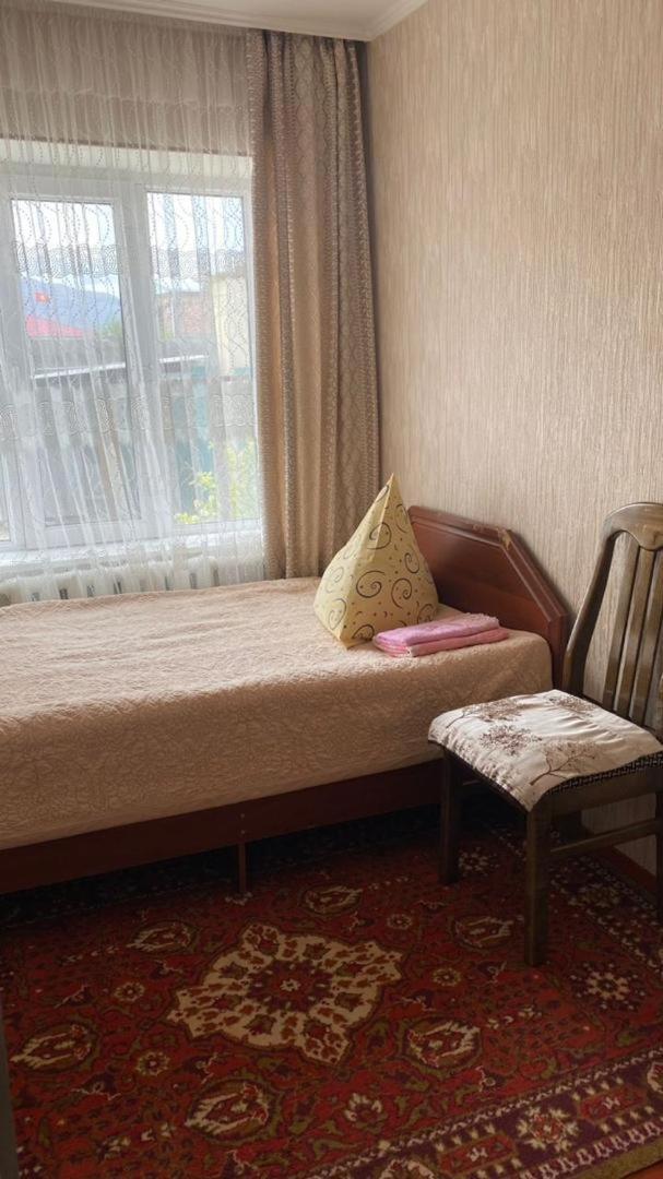Guest House Lola Kochkor Екстериор снимка